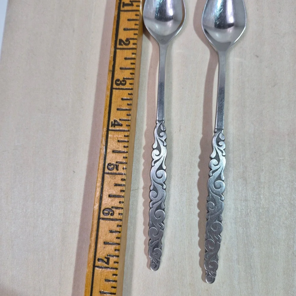Set of 2 Lyon Stainless Ornate Scroll Pattern Teaspoons Dessert Spoons‎